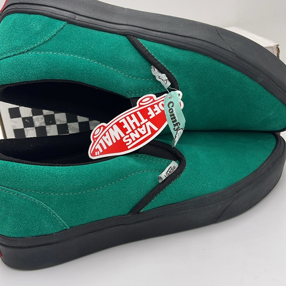 Vans WMNS Classic Slip-On Comficush Ultimate Green Sneakers - Picture 14 of 16